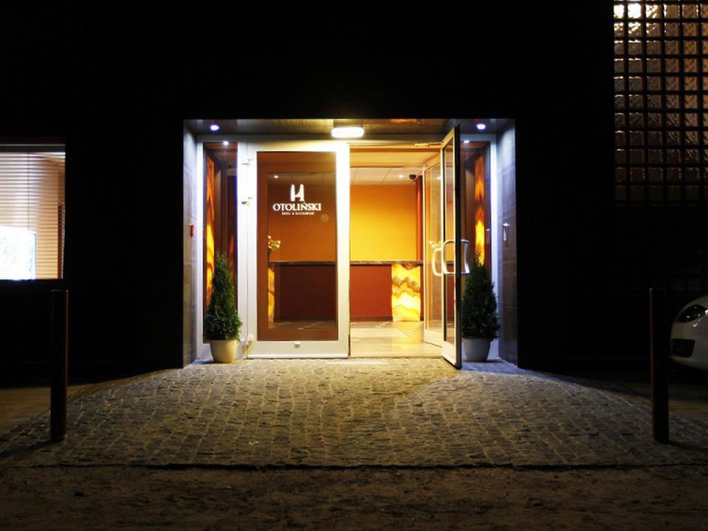 Hotel Otolinski Płock Kültér fotó